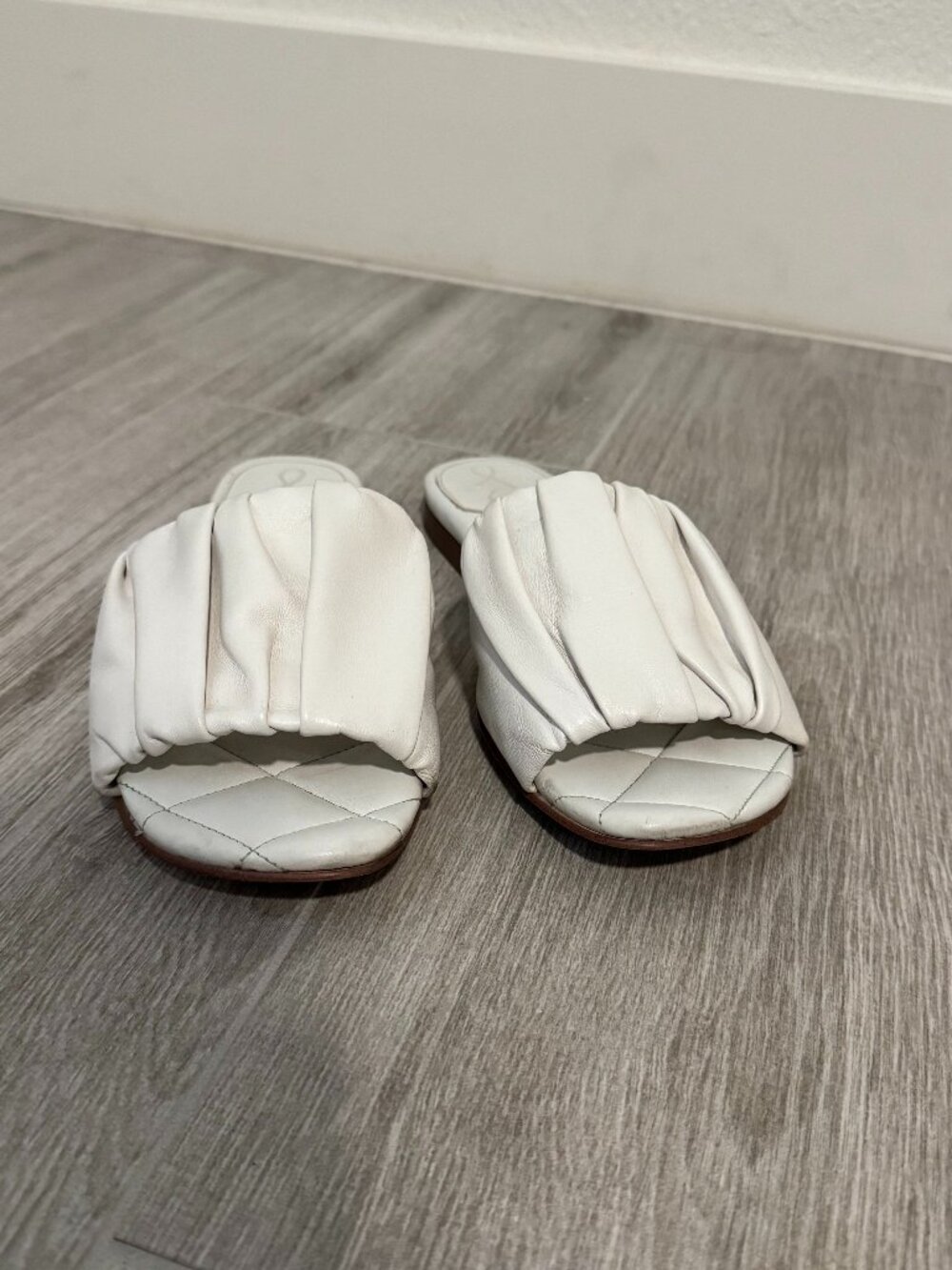 Sam Edelman White Leather Knot Slide Sandals Minimalist 7.5